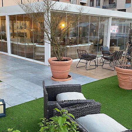 Myhome 75 Premium Luxury B&B Pescara Bagian luar foto