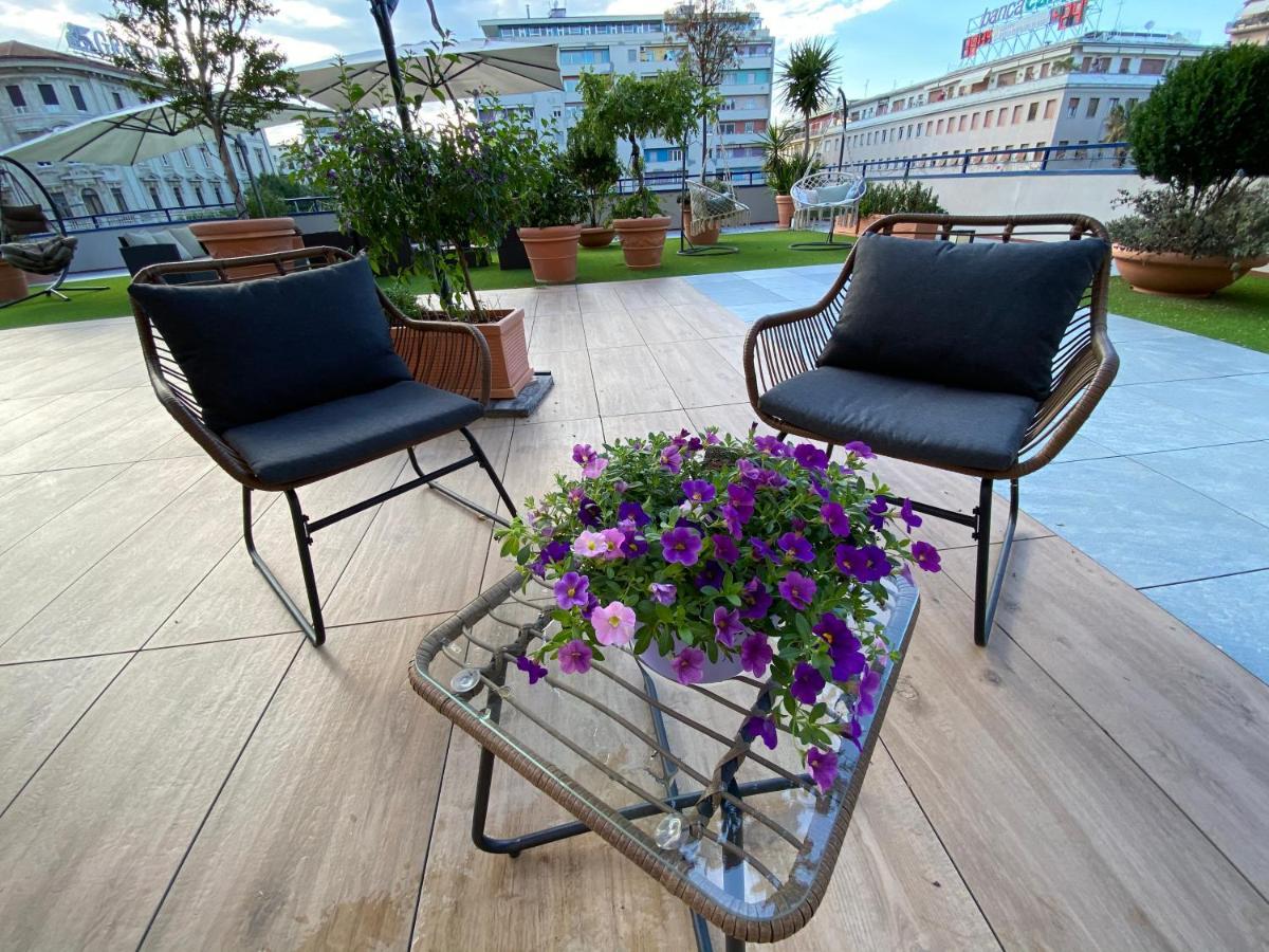 Myhome 75 Premium Luxury B&B Pescara Bagian luar foto