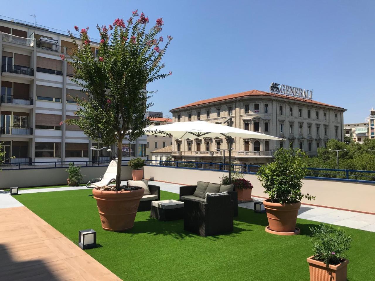 Myhome 75 Premium Luxury B&B Pescara Bagian luar foto